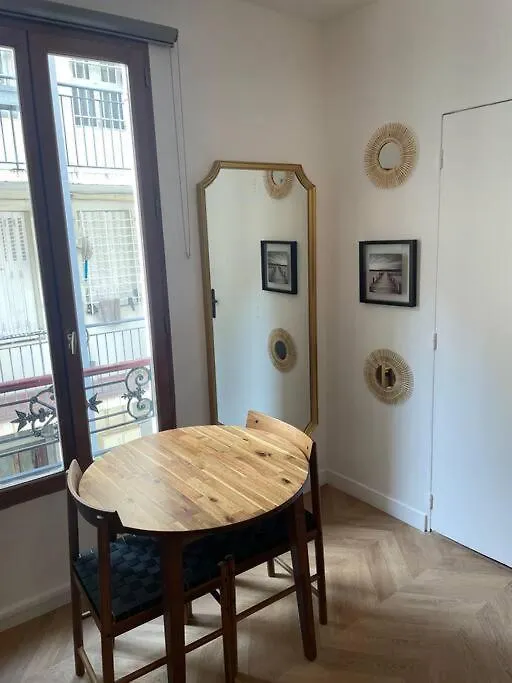 The Place To Be In Paris Daire